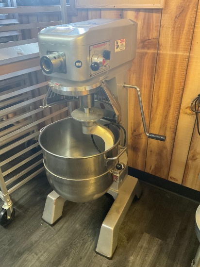 Thunderbird Arm-40 Commercial Mixer