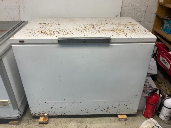 Signature Series 15 Deluxe Freezer