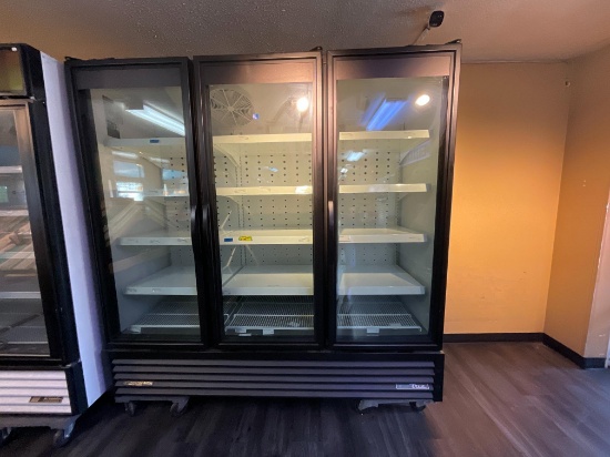 True FLM-81F-TSL01 3Dr. Display Freezer