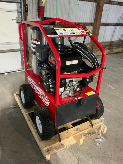 Magnum 4000 Gold Hot Water Pressure Washer W/ Wand & Hose