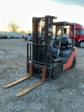 2017 Toyota 8FGU25 Forklift