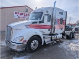 2016 Kenworth T680 Sleeper