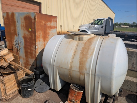 Steel Cabinet, 535 Gallon Poly tank & Contents