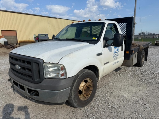 2005 Ford F350 Flatbed