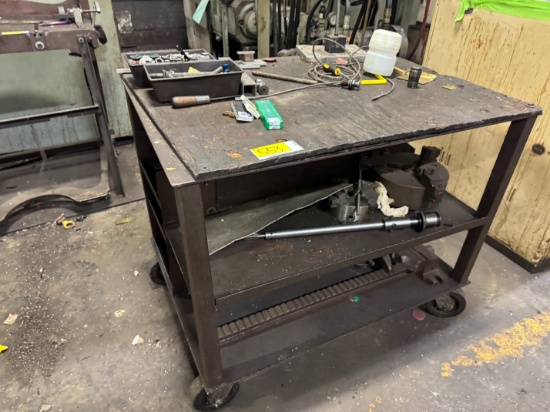 40" Steel Cart w/ 2 Chucks & Vise