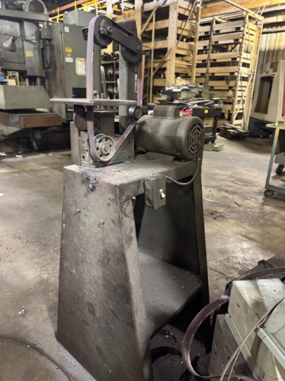 Pedestal Belt Sander