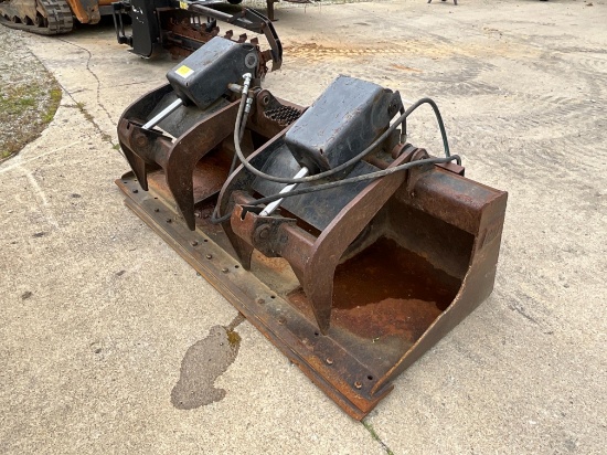 74" Cat Grapple Bucket