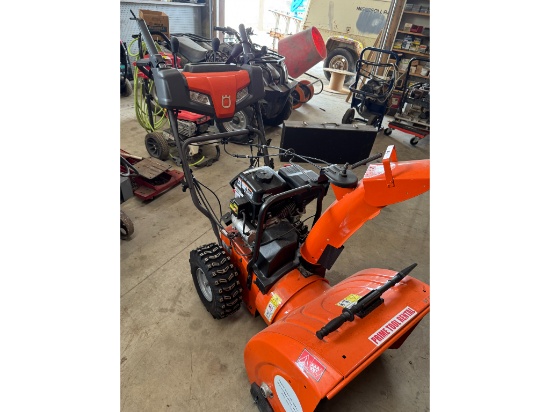 Husqvarna ST 224P Snow Blower