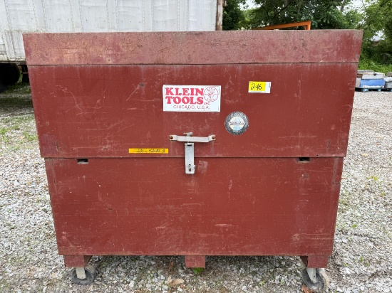 5'x55" Locking Job Box