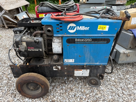 Miller Bobcat 225G Welder/Generator