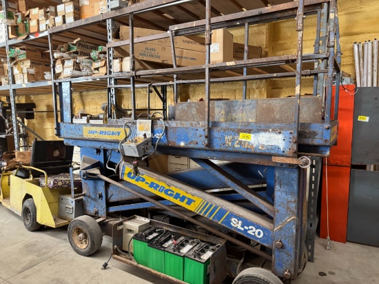Up-Right SL-20 Scissor Lift