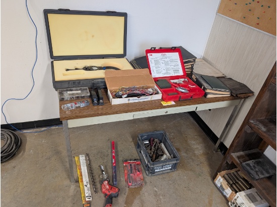 Tools, Milwaukee Sawzall, Table, Gunslinger Kit,