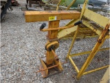 Trailer Stabilizing Jack