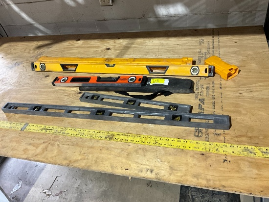 Levels, Straight Edge