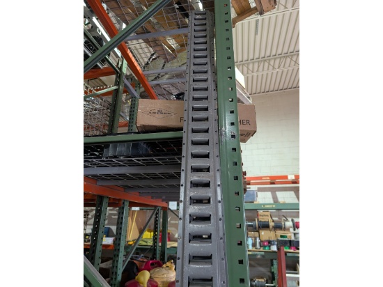 4 10' Pieces of E Track