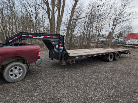 2021 PJ 20' + 5' Gooseneck Trailer