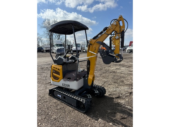 CFG XZ20R Mini Excavator W/ Hydraulic Thumb