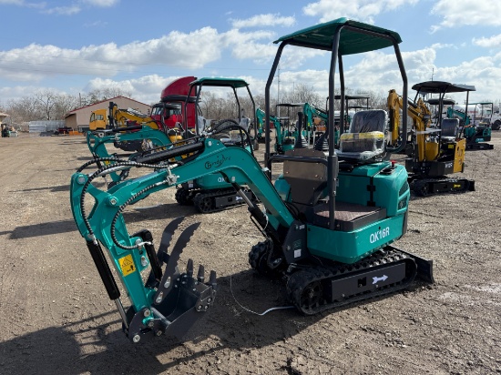 CFG QK16R Mini Excavator W/ Hydraulic Thumb