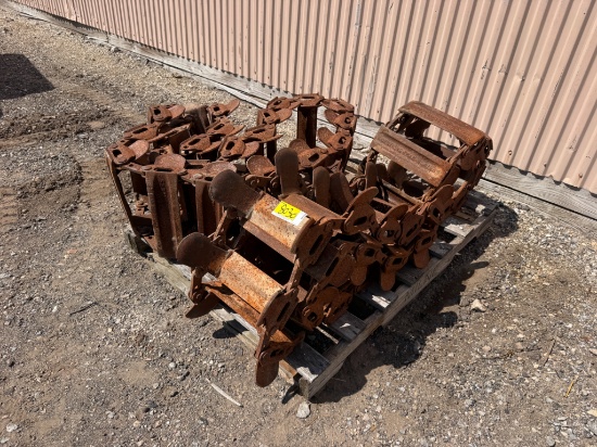 Bobcat 773 Steel Tracks