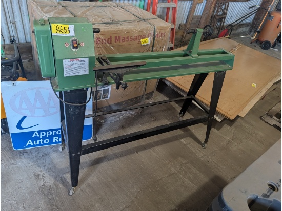 Central Machinery 14"x40" Wood Lathe