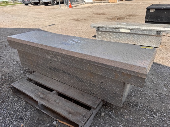 72" Craftsman Truck Bed Tool Box