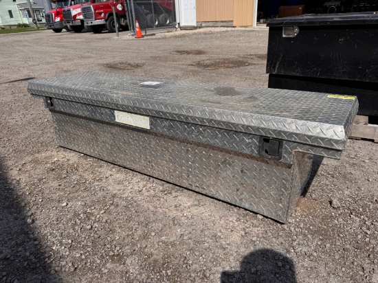 72" Craftsman Truck Bed Tool Box