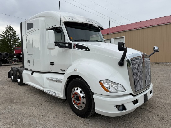 2021 Kenworth T680 Sleeper