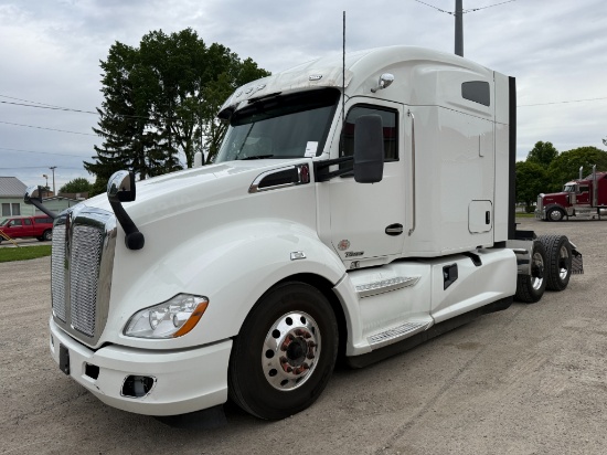 2021 Kenworth T680 Sleeper