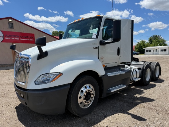 2019 International LT625 Day Cab