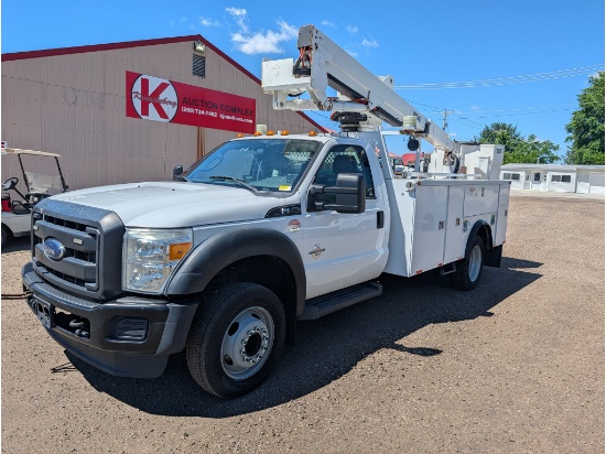 2015 Ford F550 Bucket Truck