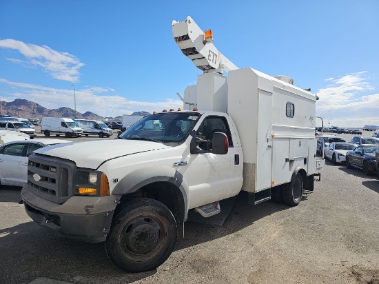 Offsite 2005 Ford F550 Bucket Truck