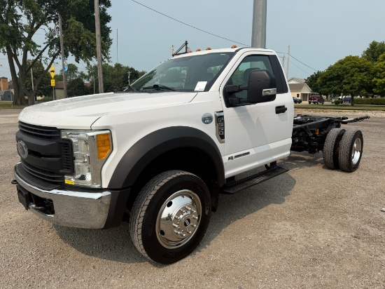2017 Ford F-550 Cab & Chassis