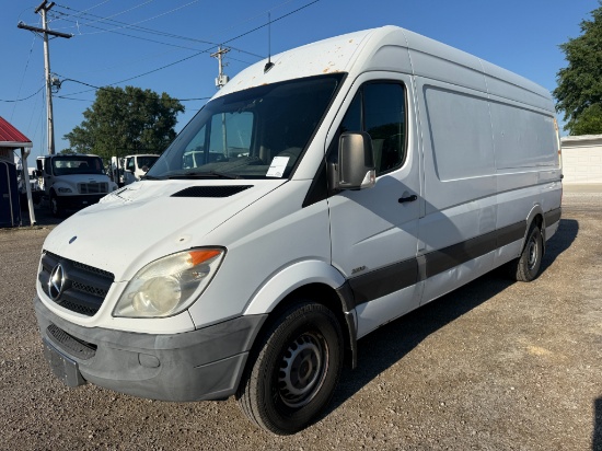 2012 Mercedes Benz 2500 Sprinter Van