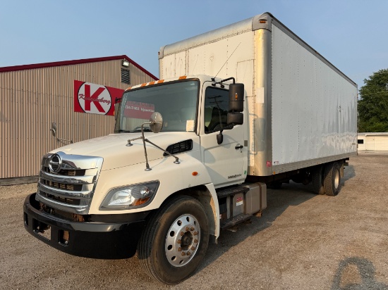 2014 Hino 268 Box Truck