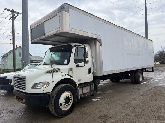 2014 Freightliner M2106 Moving Box Truck