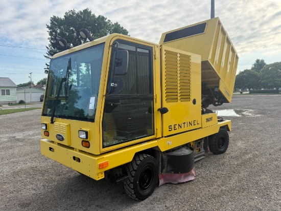 2019 Tennant Sentinel Street Sweeper