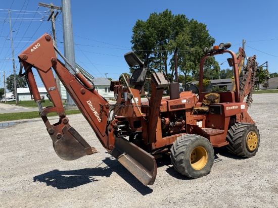 Ditch Witch 4010DD Trencher/Bachoe