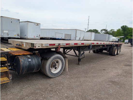 2016 Transcraft Flatbed Trailer w/ Piggyback Hookup