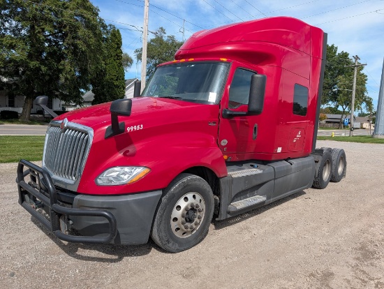2019 International LT625 Sleeper