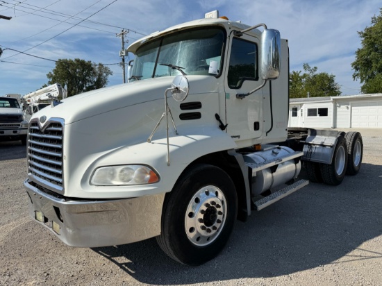 2004 Mack Vision CX613 Day Cab