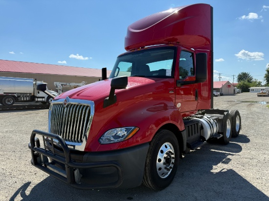 2020 International LT625 Day Cab