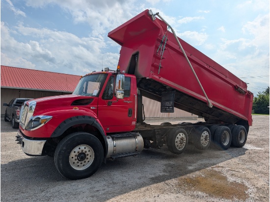 2014 International 7600 Dump Truck