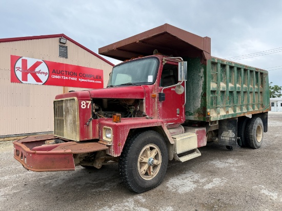 2002 International 5600I Dump Truck