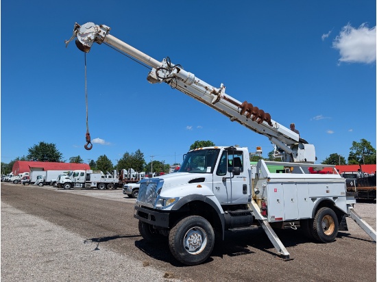 2004 International 7400 Digger Derrick