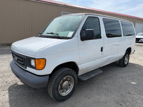2006 Ford E-350 Van