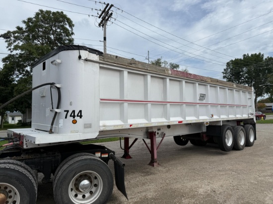 2004 East Tri-Axle Dump Trailer W/ Liner