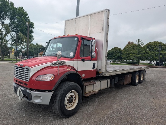 2015 Freightliner M2 Flatbed w/ Moffett Hookup