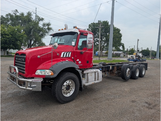 2018 Mack Granite GU813 Cab & Chassis