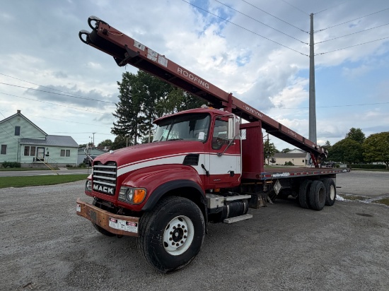 2006 Mack CV713 Shingle Conveyor