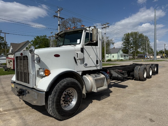 2014 Peterbilt 365 Cab and Chassis